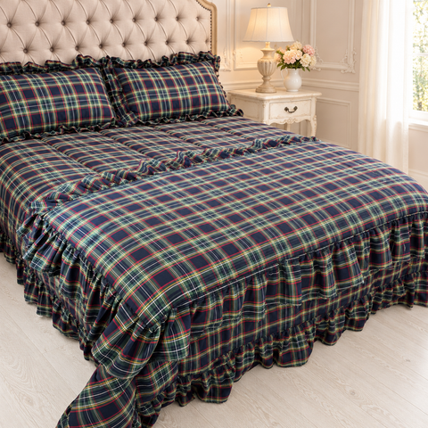 Set Letto Natalizio Tartan Blu con Trapunta, Scaldotto e Cuscini – Kaluka Shabby Chic