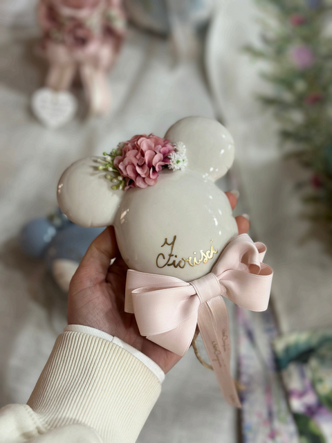 Mickey Mouse in Ceramica Artigianale con Fiori e Scritte Personalizzate - Mata Creazioni