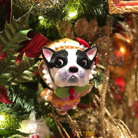 Addobbo Natalizio Bulldog in Costume Pan di Zenzero 13cm – Varianti Maschio e Femmina