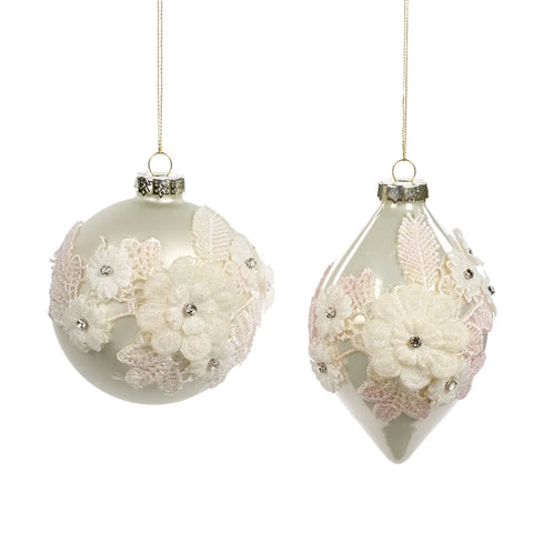 Palline di Natale in Vetro con Fiori in Pizzo 3D – Goodwill – 10 cm – 2 Forme Disponibili