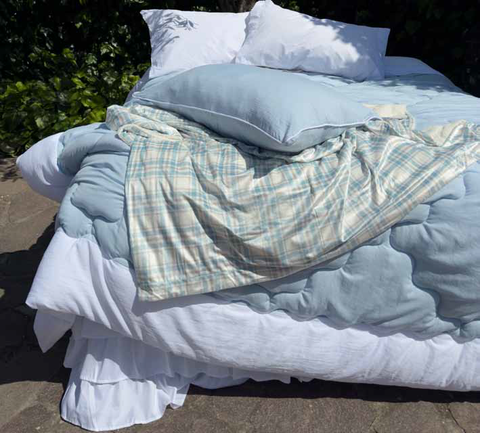 Edredón azul bicolor con borde crema – Edredón doble con fundas de almohada incluidas