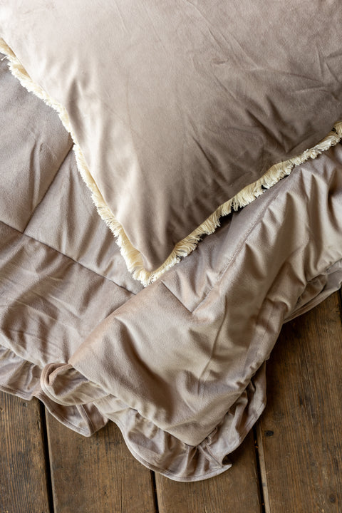 Trapunta Arya matrimoniale con federe – Avorio, Beige, Malva, Ottanio – 260×260 cm