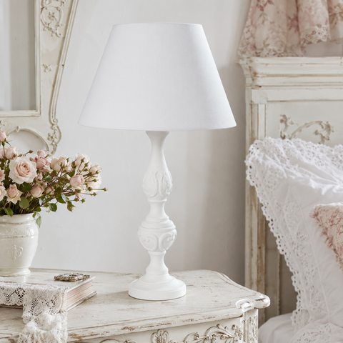 Lampada Shabby Chic "Marylin" con Cappa Bianca - H.60 cm