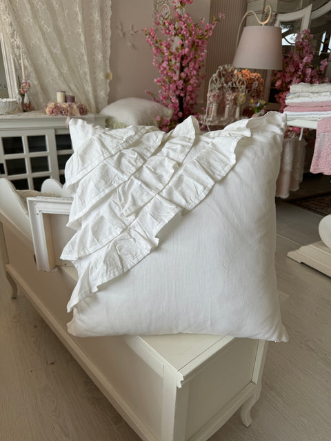 Cuscino decorativo con 4 balze – 60x60 cm – Artigianale e personalizzabile con cerniera invisibile