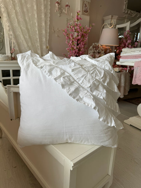Cuscino decorativo con 4 balze – 60x60 cm – Artigianale e personalizzabile con cerniera invisibile