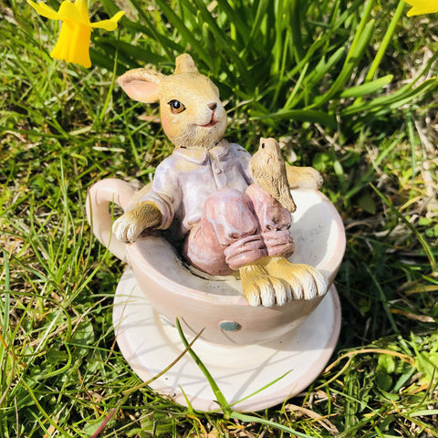Bunnies in a cup