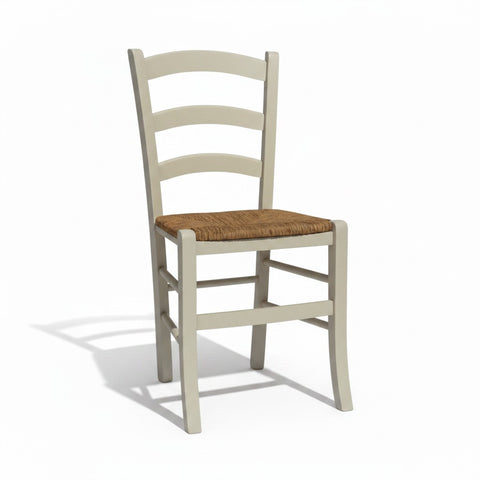 Fabiana chair with straw seat