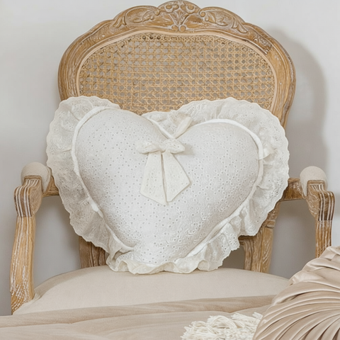 Cuscino a Cuore Bianco in Cotone - Linea San Gallo, 40x40cm