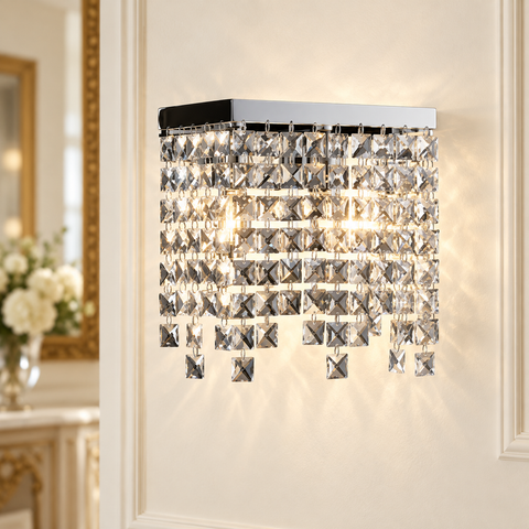 Applique Classica in Ottone e Ferro Cromato con Strass – Bonetti Illumina Penelope, 2 Luci ambientata