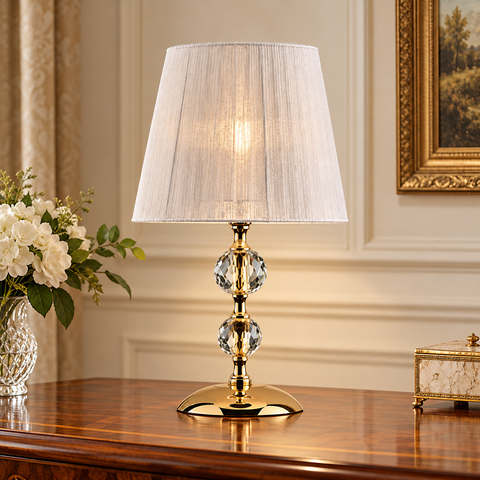 Lampada da Tavolo Classica in Ferro Dorato e Cristallo – Bonetti Illumina Ruben, 1 Luce ambientata