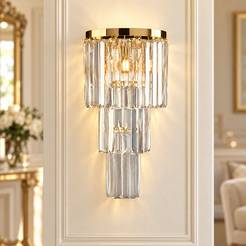 Applique Classica in Ottone e Ferro Dorato con Strass – Bonetti Illumina Schubert, 2 Luci ambientata