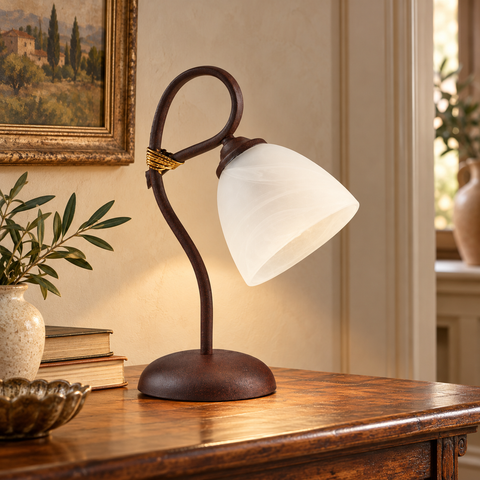 Lampada da Tavolo Vintage in Ferro Nero Ruggine o Avorio Decapé con Vetri Alabastro – Be Light Dallas, 1 Luce, Ø23 cm ambientata