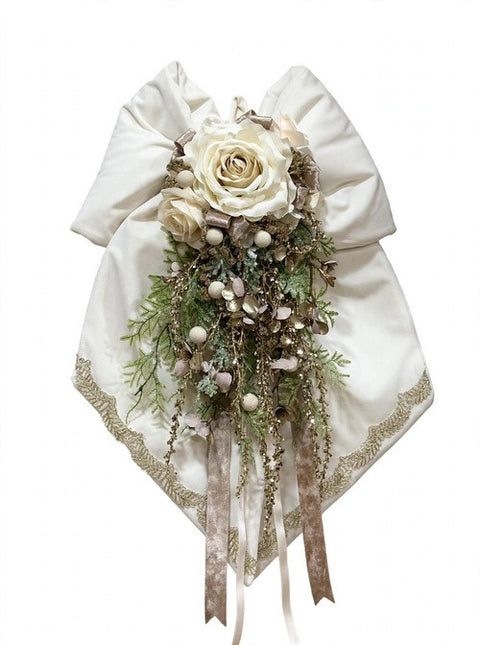 Fiocco Natalizio Chanel in Velluto con Composizione e Campana Dorata by Mata Creazioni, 35x60 cm
