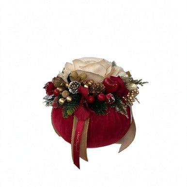 Pouf Decorativo Noël in Velluto Rosso con Rose e Bacche – Linea Noël by Mata Creazioni