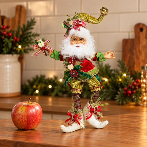 Elfo Natalizio Apple Cinnamon Santa Small Edizione Limitata – Goodwill by Mark Roberts, 28cm in ambientazione natalizia