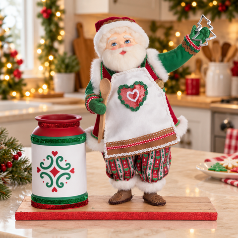 Babbo Natale Pasticcere Edizione Limitata – Goodwill by Katherine's Collection, 40cm in ambientazione natalizia