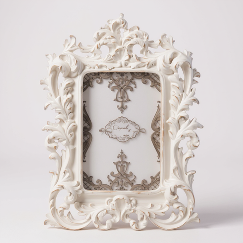 Portafoto “Deb” Bianco Decapato in Resina – Cornice Shabby Chic (10x15 e 13x18 cm)