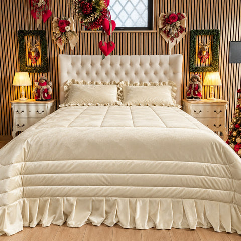 Trapunta matrimoniale in velluto con balza plissettata colore Panna – Kaluka Shabby Chic