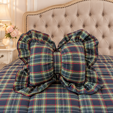 Set Letto Natalizio Tartan Blu con Trapunta, Scaldotto e Cuscini – Kaluka Shabby Chic