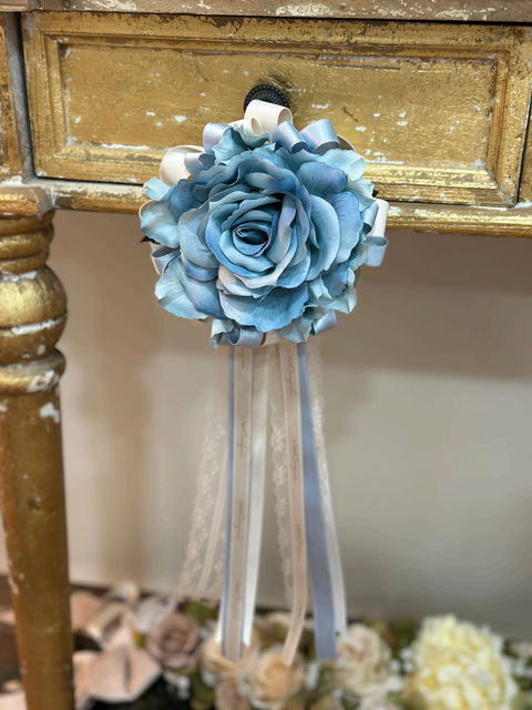 Appendino Queen Decorativo con Rosa e Nastri – Mata Creazioni