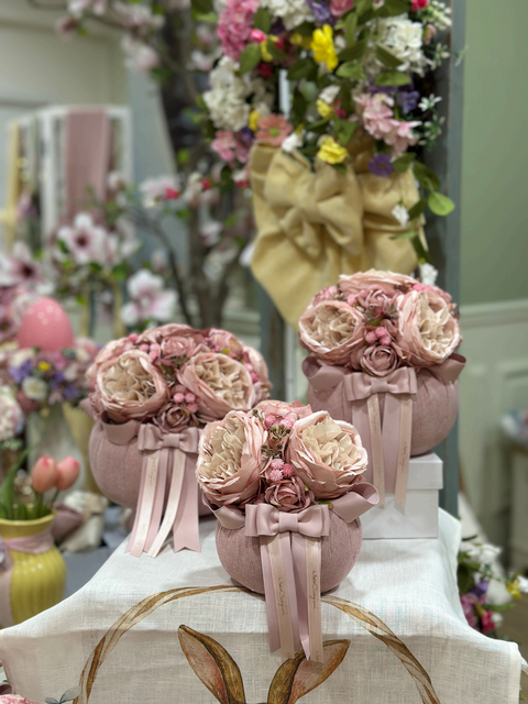 Pouf New Basic – Decorazione Floreale Artigianale in Tessuto