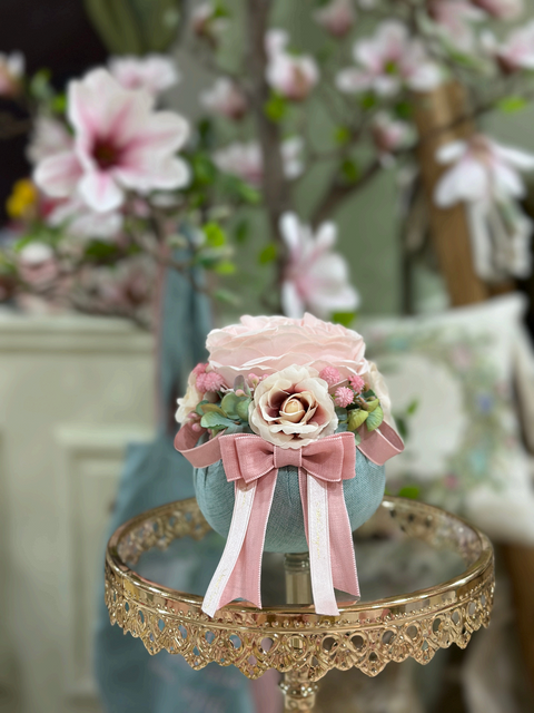 Pouf New Basic – Decorazione Floreale Artigianale in Tessuto