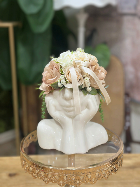 Mezzo Busto in Ceramica con Decorazione Floreale “Sogno Fiorito” - Mata Creazioni