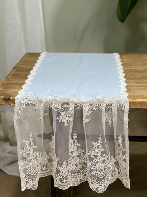 Runner Bordato con Balza - Mata Creazioni