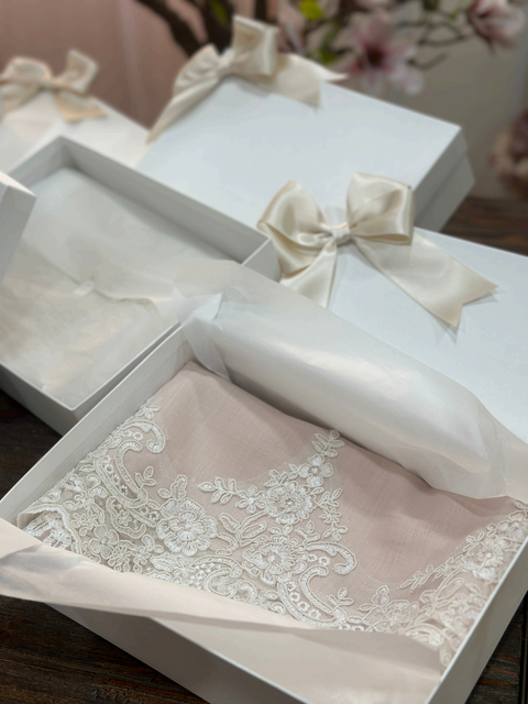 Runner Bomboniera Marika con Box Regalo - Mata Creazioni