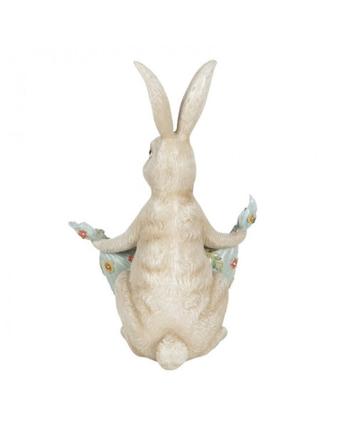 Easter bunny statue