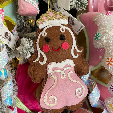 THE CANDY KINGDOM PRINCESS AND GINGERBREAD PRINCE CHARMS