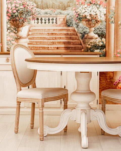 Elegance Table