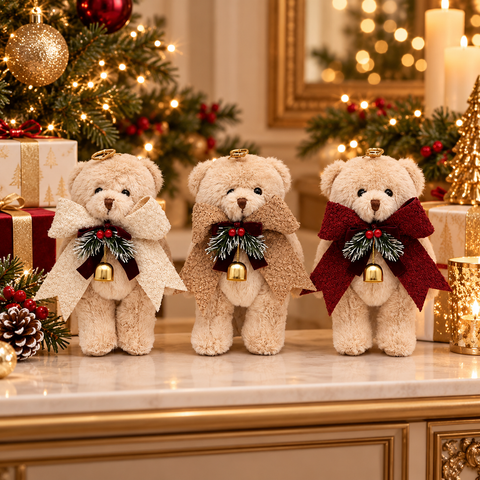 Orsetto Ralph Charm con Fiocco Bouclè e Campanello – Linea Teddy by Mata Creazioni, H 22 cm