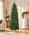 Albero di Natale slim alto 210 cm in soggiorno natalizio