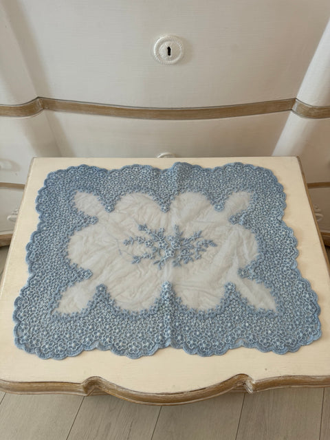 Tris centrini in pizzo Leonie