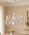 Lampadario Shabby Chic in Legno Bianco o Avorio e Foglia Oro – Bonetti Illumina Fiorenza, 3, 5, 6 e 8 Luci ambientata