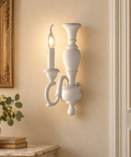 Applique Shabby Chic in Legno Bianco o Avorio e Foglia Oro – Bonetti Illumina Fiorenza, 1 e 2 Luci ambientata