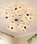 Plafoniera Shabby Chic in Ferro Bianco Shabby o Avorio Decapé – Bonetti Illumina Bella, 5 Luci, Ø65 cm ambientata