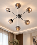 Plafoniera Moderna in Ferro Cromo Lucido con Sfere in Vetro – Bonetti Illumina Tresor, 6 Luci, Ø78 cm ambientata