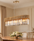 Lampada a Sospensione Classica in Ferro Dorato con Strass – Bonetti Illumina Ravel, 8 Luci, 93x50 cm ambientata