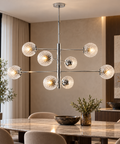 Lampada a Sospensione Moderna in Ferro Cromato o Bronzato con Sfere in Vetro – Bonetti Illumina Demetra, 6 e 8 Luci ambientata