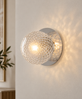 Applique Moderna in Ferro Cromato o Bronzato con Sfere in Vetro – Bonetti Illumina Armonia, 1 Luce ambientata