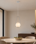 Lampada a Sospensione Moderna in Ferro con Sfera in Vetro – Bonetti Illumina Afrodite, 1 Luce, Ø24 cm ambientata
