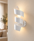 Applique Moderna in Ferro Bianco, Tortora o Grigio – Be Light Helix, 1 Luce ambientata