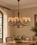 Lampadario Vintage in Ferro Marrone o Avorio e Oro con Paralumi Effetto Juta – Be Light Vienna, 3, 5 e 8 Luci ambientata