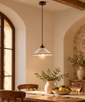 Lampada a Sospensione Vintage in Ferro con Diffusori in Ceramica Traforata – Be Light Osteria, 1 Luce, Ø30 cm ambientata