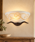 Applique Vintage in Ferro Nero Ruggine o Avorio Decapé con Vetri Bianchi e Ambra – Be Light Bilbao, 1 Luce ambientata