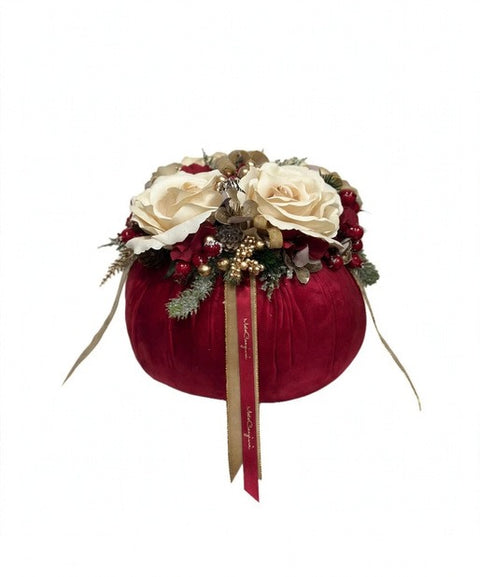 Pouf Decorativo Noël in Velluto Rosso con Rose e Bacche – Linea Noël by Mata Creazioni