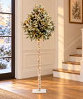 Albero di Natale Artificiale Pino con 200 LED e 424 Punte – Goodwill, 210cm in ambientazione natalizia