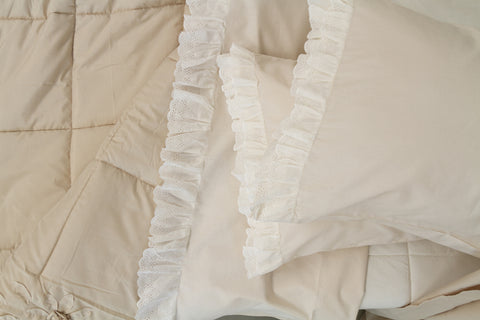 Set lenzuola Nicole con rouches in sangallo